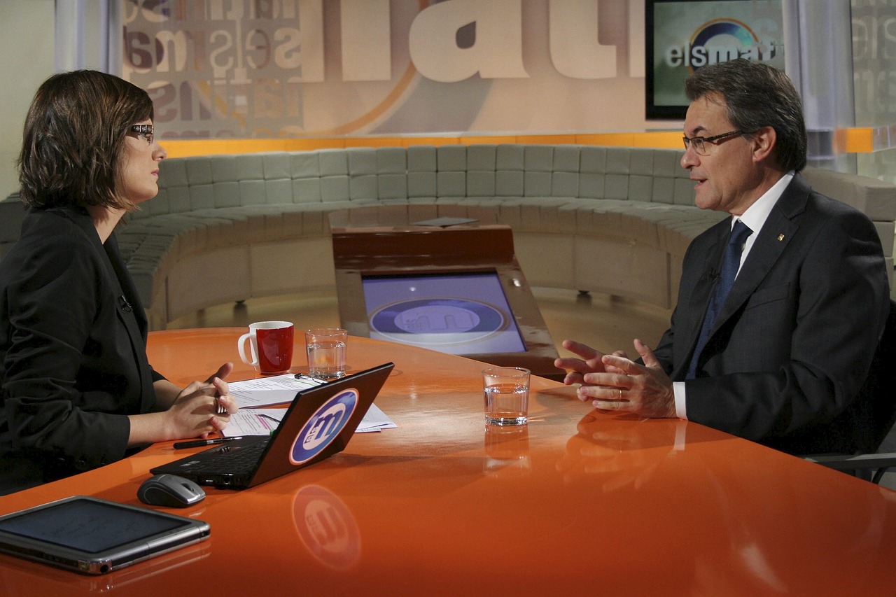 黃島最新招聘,八小時工作制下的工作機會探索