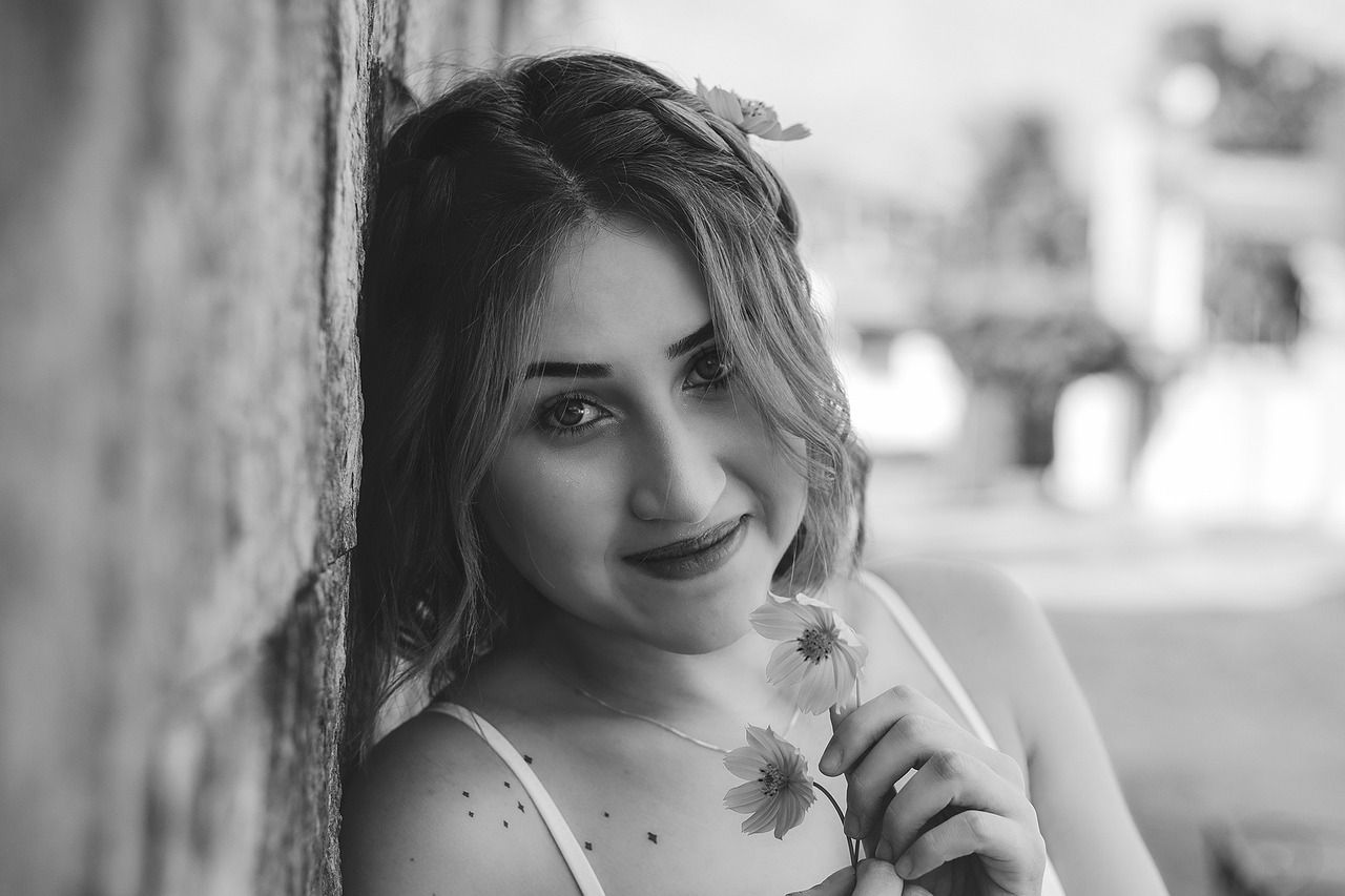 最新時尚扎發,引領潮流的發式藝術之美