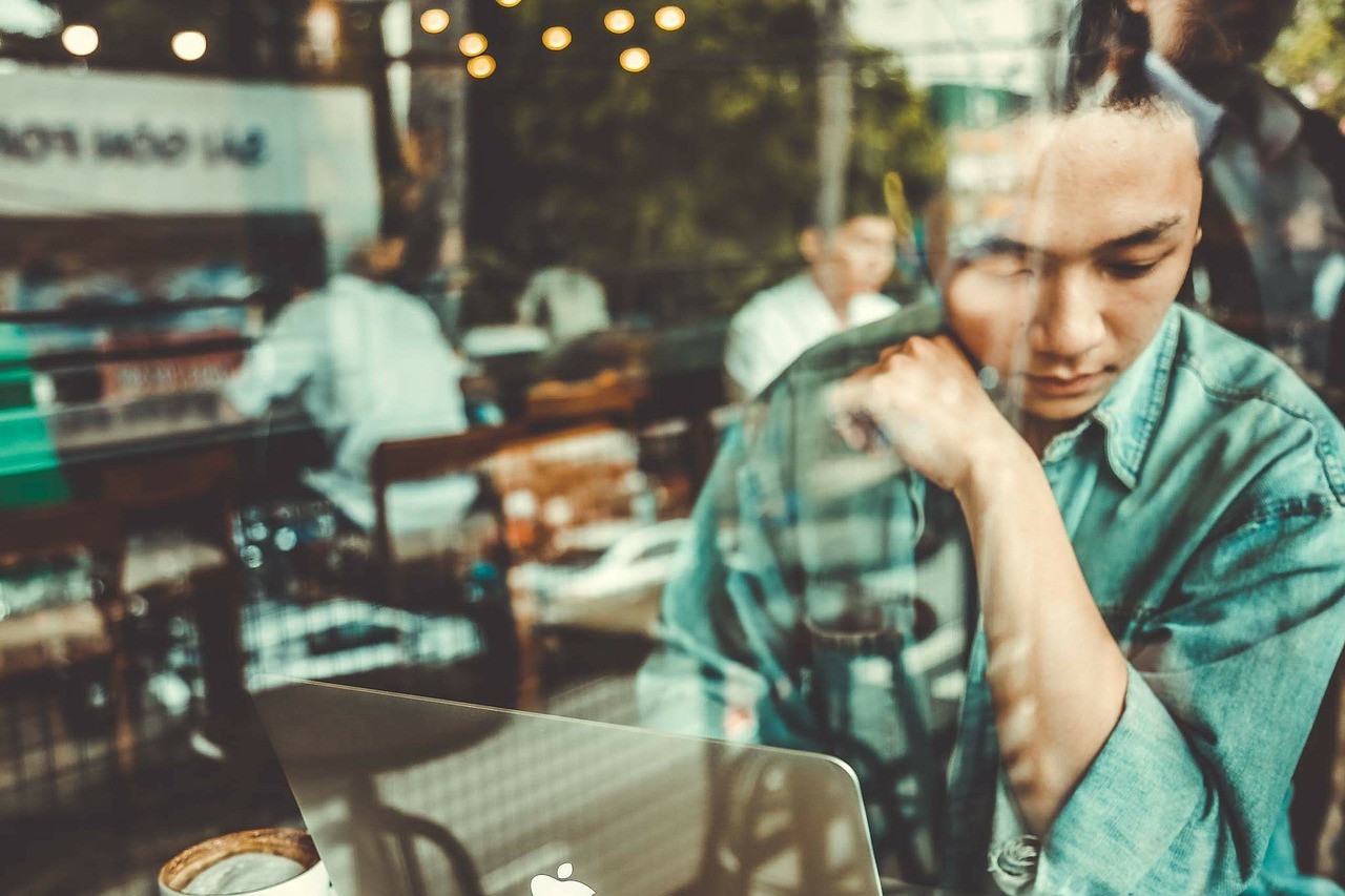 王艷事業生活雙重精彩，最新動態揭秘個人成就與家庭生活之美