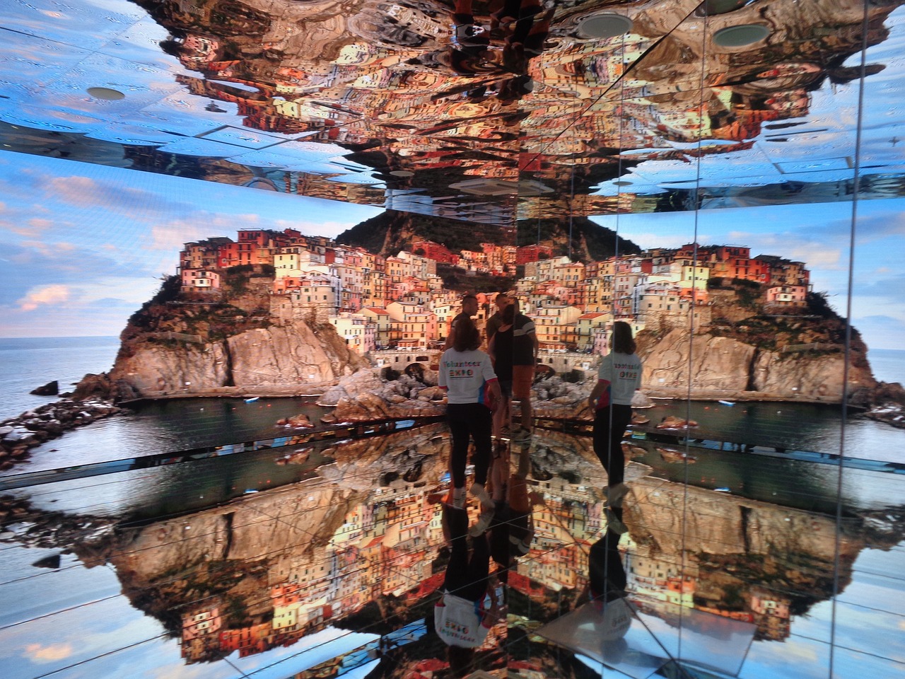 海青拿天鵝最新作品,探索藝術新境界的力作