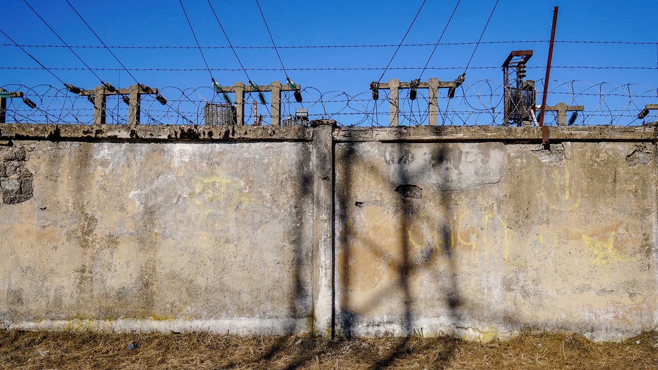 艷聚直播最新動(dòng)態(tài),引領(lǐng)直播行業(yè)新潮流的先鋒